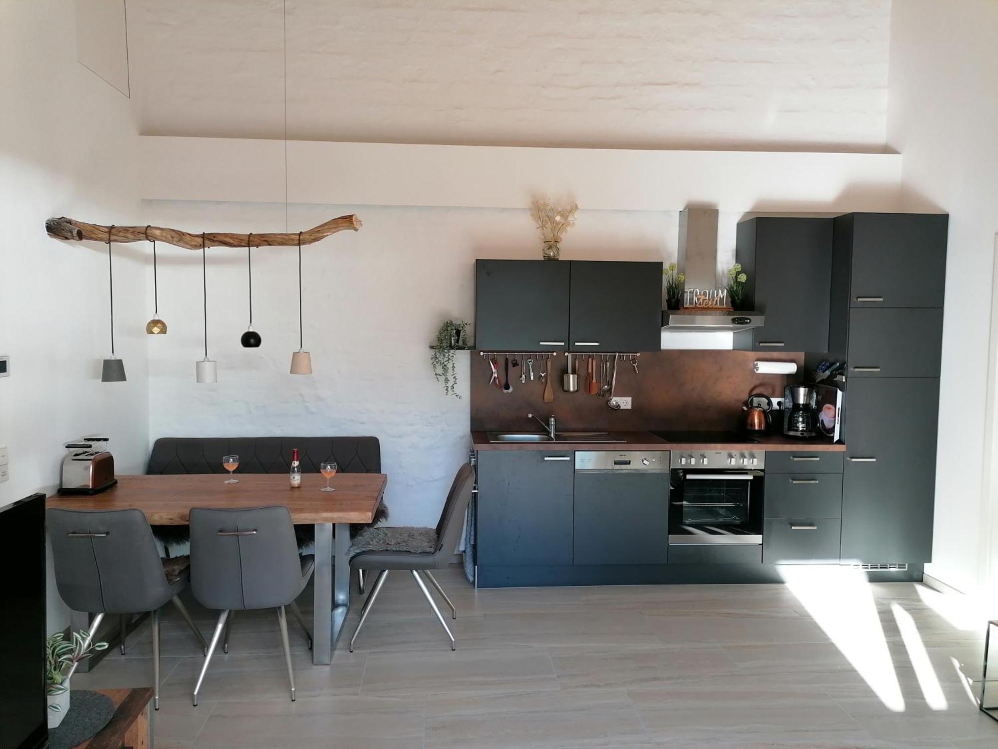 Auszeit Erfurt - Stilvoller Bungalow Mit Parkplatz - Zentrumsnah Zewnętrze zdjęcie