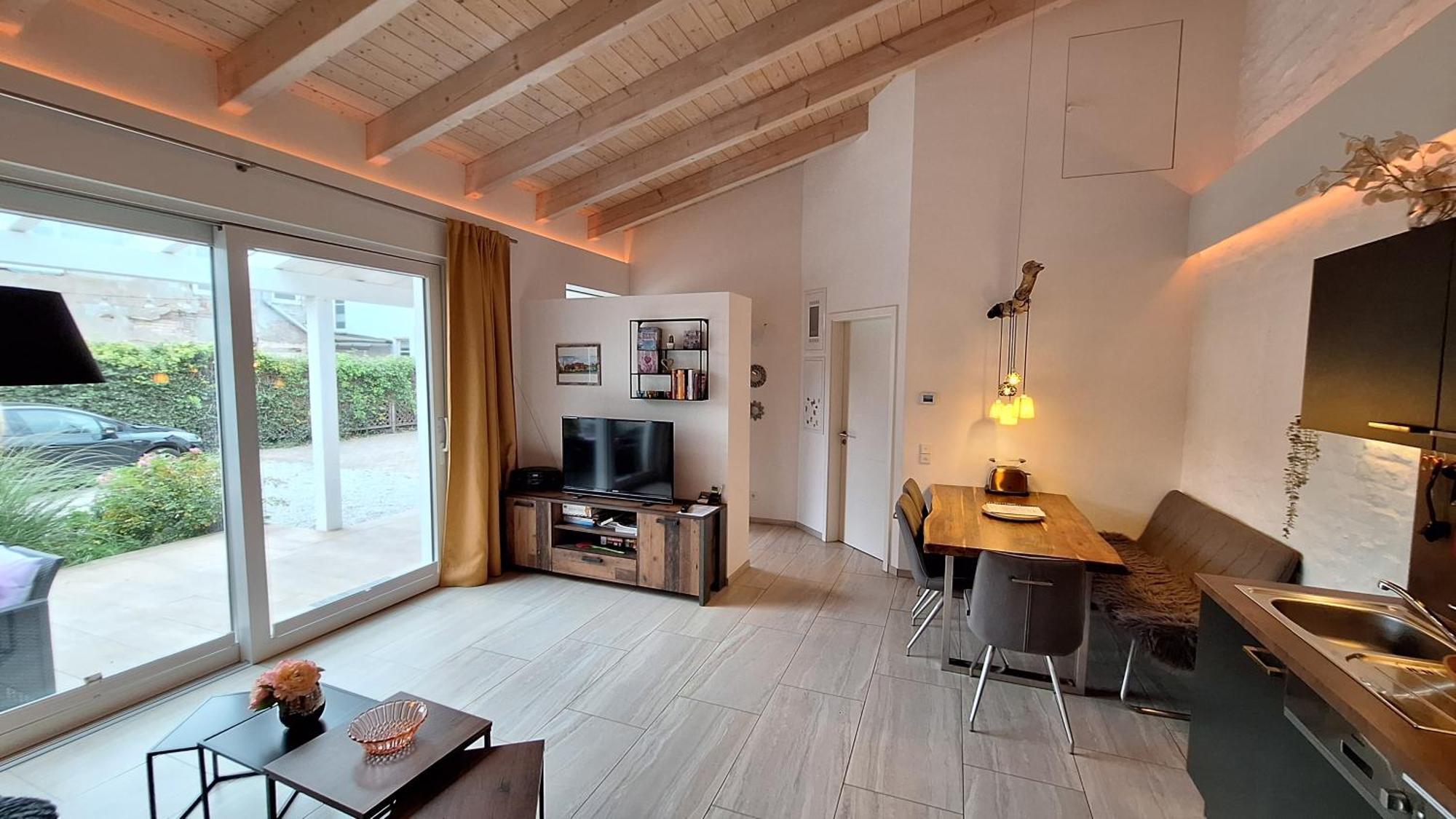 Auszeit Erfurt - Stilvoller Bungalow Mit Parkplatz - Zentrumsnah Zewnętrze zdjęcie